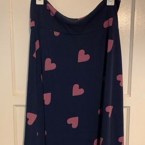 Knee length LulaRoe shirt
